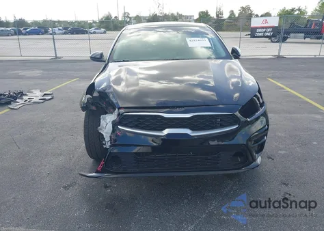 2020 Kia Forte Lxs z USA, uszkodzony, nr VIN 3KPF24AD1LE212690